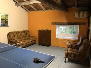 Verteuil Games Room Table Tennis